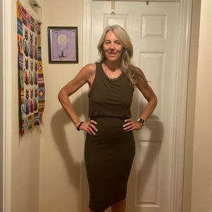 Womens Sleeveless Midi Length olive green Dress- Leith Size S